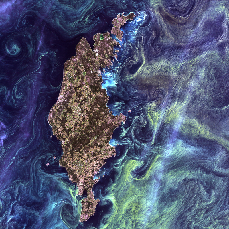 Illustration for article titled The Five Most Beautiful Photographs of Earth According to NASA